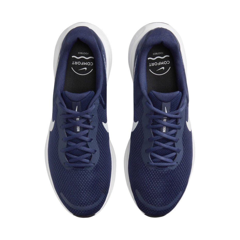 Nike Revolution 7