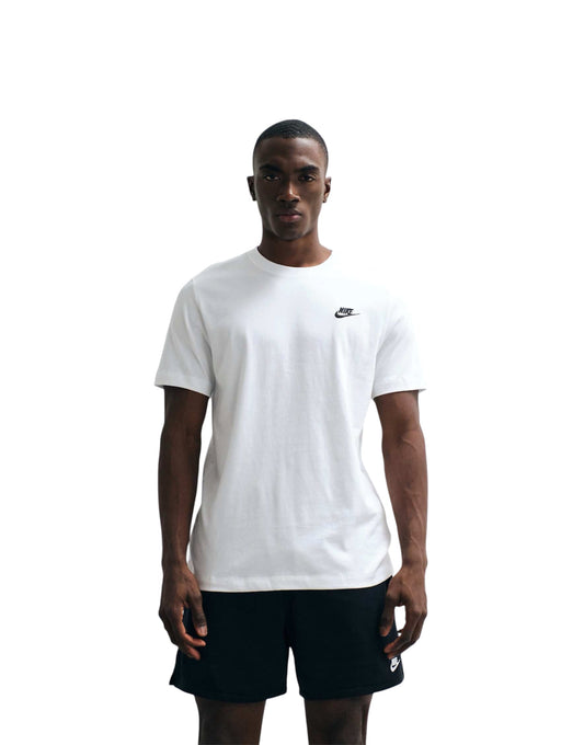 Nike Club T-shirt
