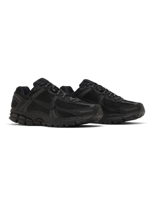 Nike Zoom Vomero 5 SE